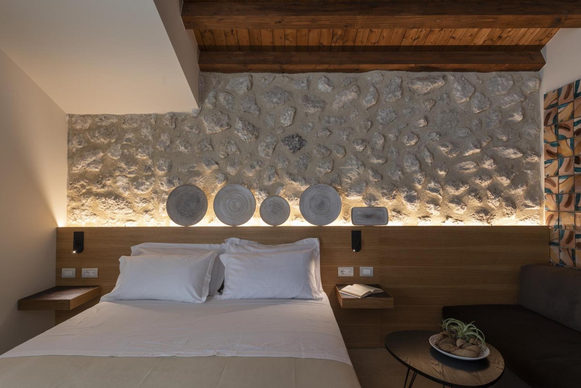 Borgo Giallonardo Wine Relais レアルモンテ エクステリア 写真