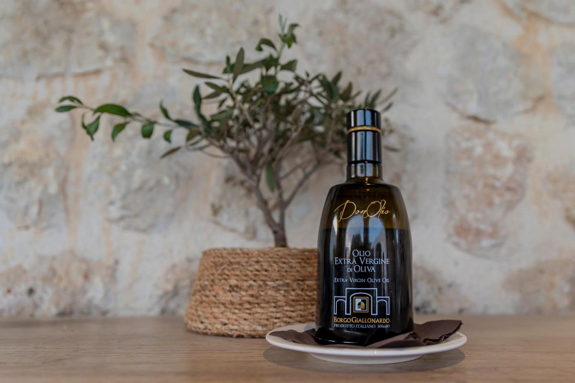 Borgo Giallonardo Wine Relais レアルモンテ エクステリア 写真