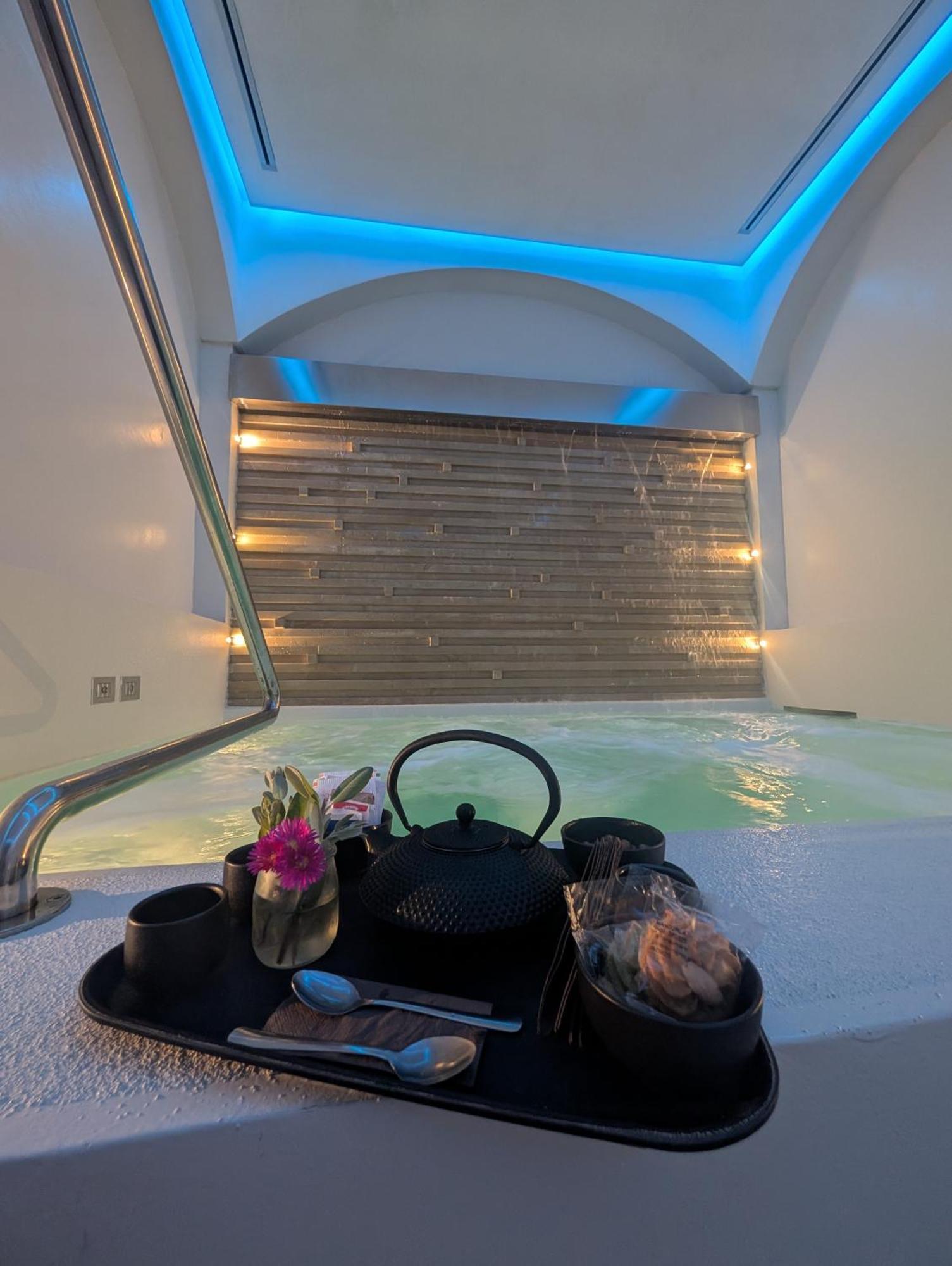 Borgo Giallonardo Wine Relais レアルモンテ エクステリア 写真