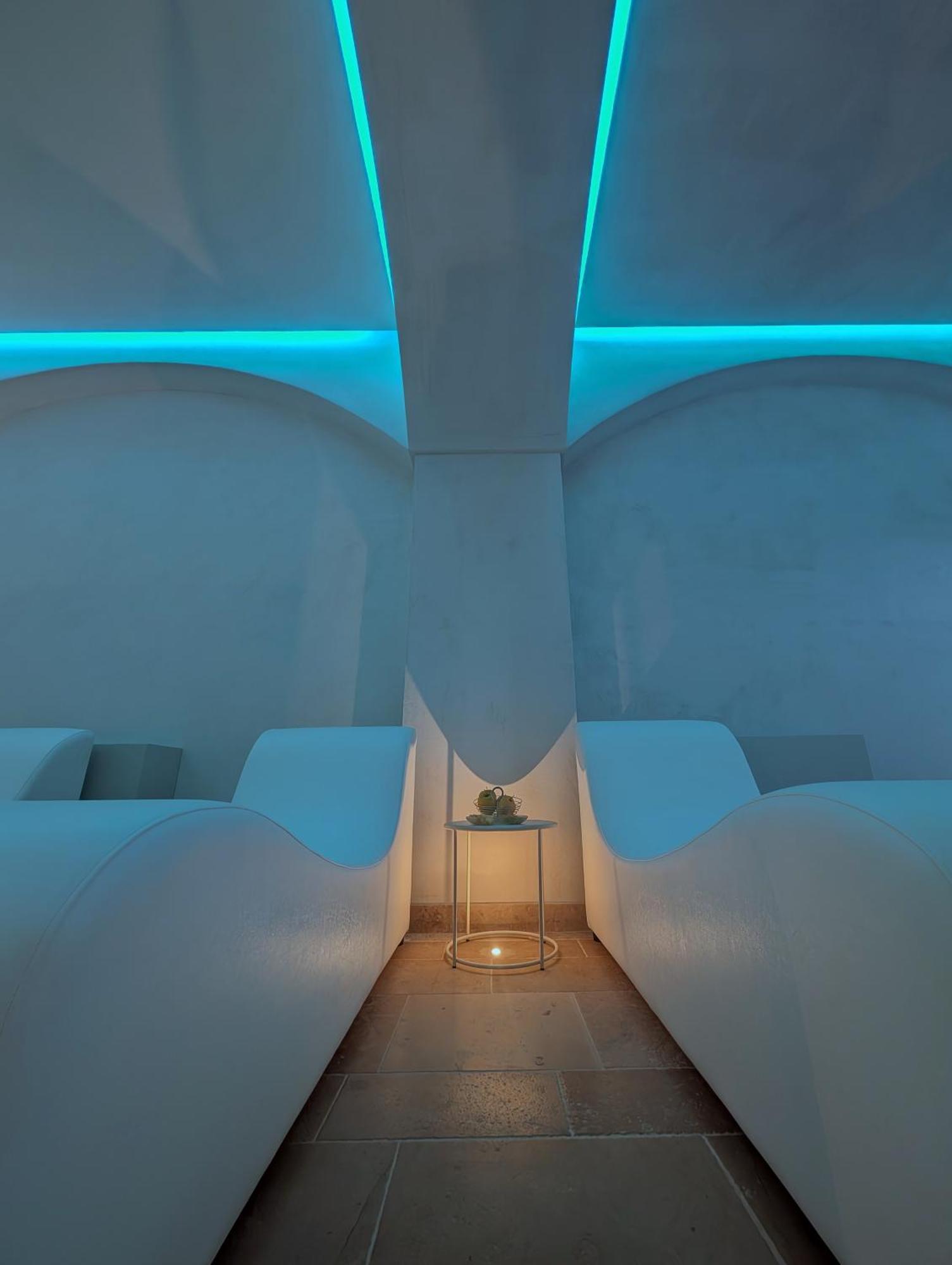 Borgo Giallonardo Wine Relais レアルモンテ エクステリア 写真