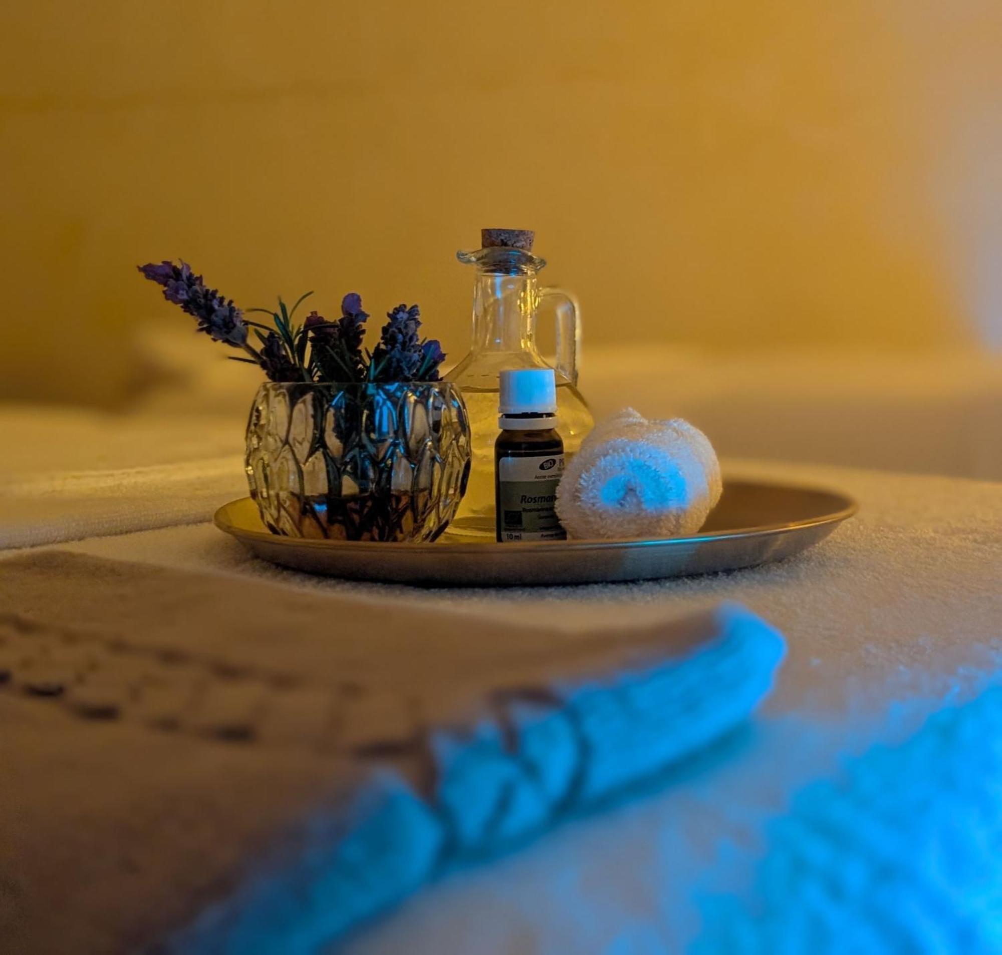 Borgo Giallonardo Wine Relais レアルモンテ エクステリア 写真