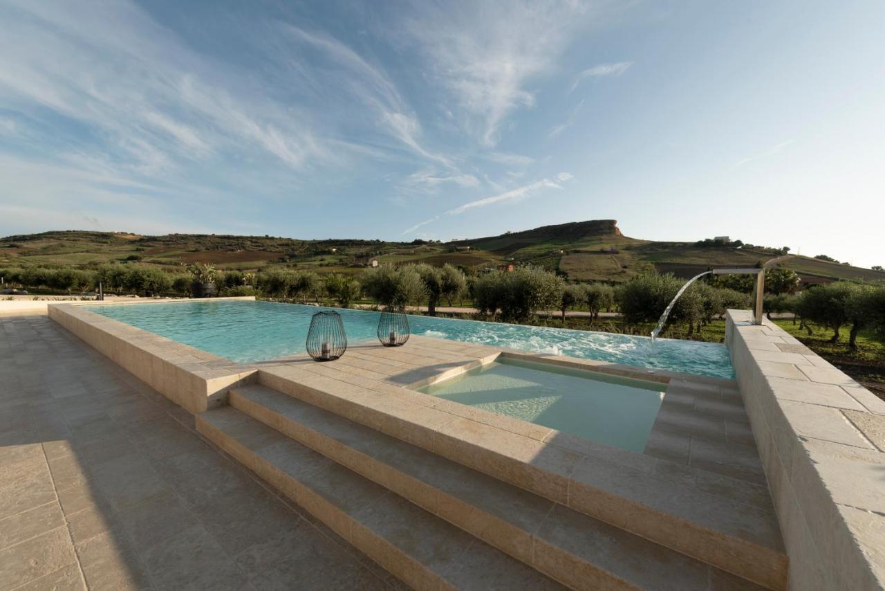 Borgo Giallonardo Wine Relais レアルモンテ エクステリア 写真