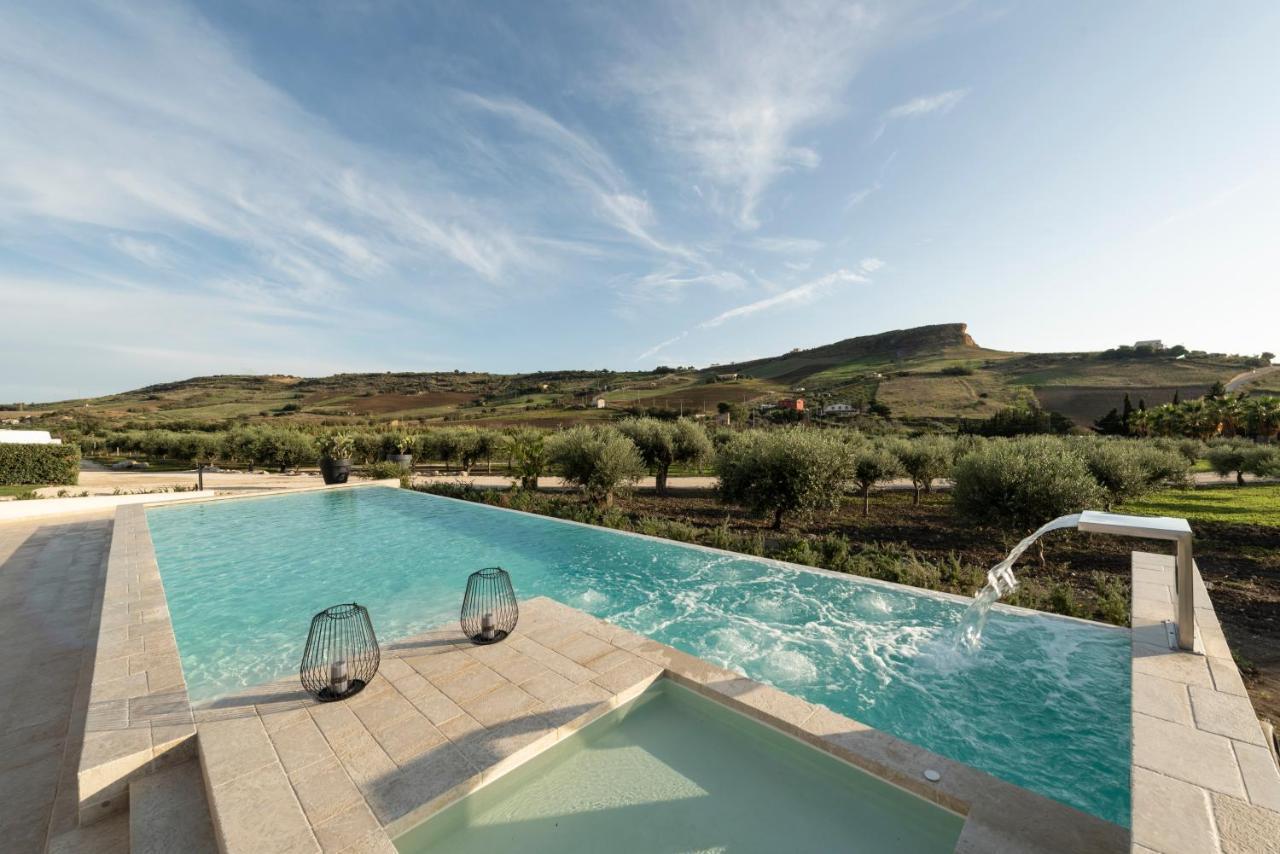 Borgo Giallonardo Wine Relais レアルモンテ エクステリア 写真